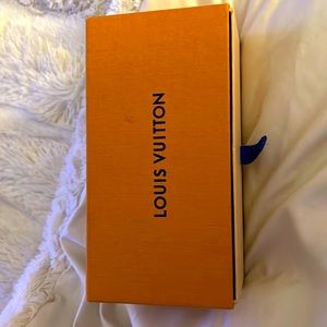 Louis Vuitton luxury black sunglasses